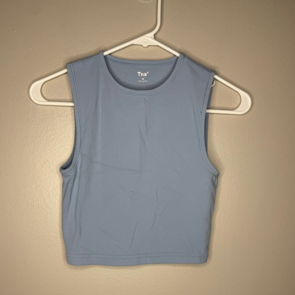 TNA by Aritzia Blue Sleeveless Cropped Athletic Tank Top | XS | Activewear